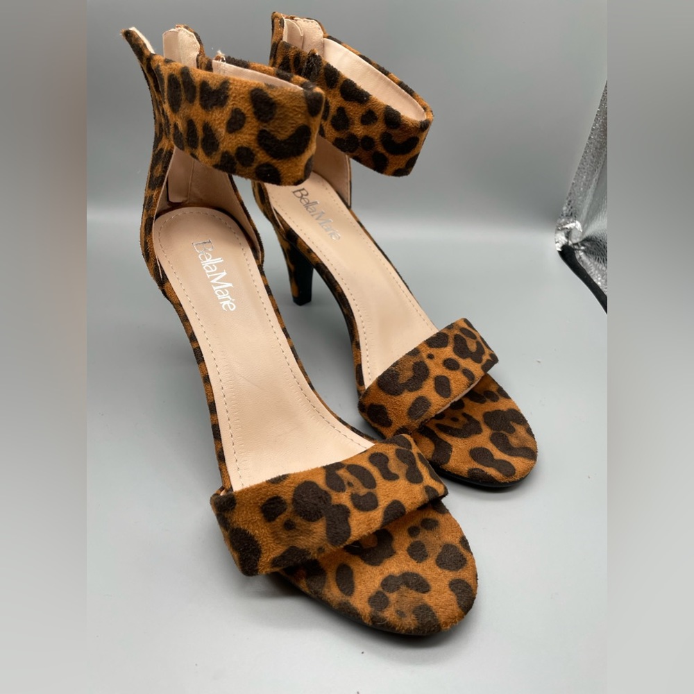 Bella Marie women’s leopard open toed high heel shoe with ankle strap.